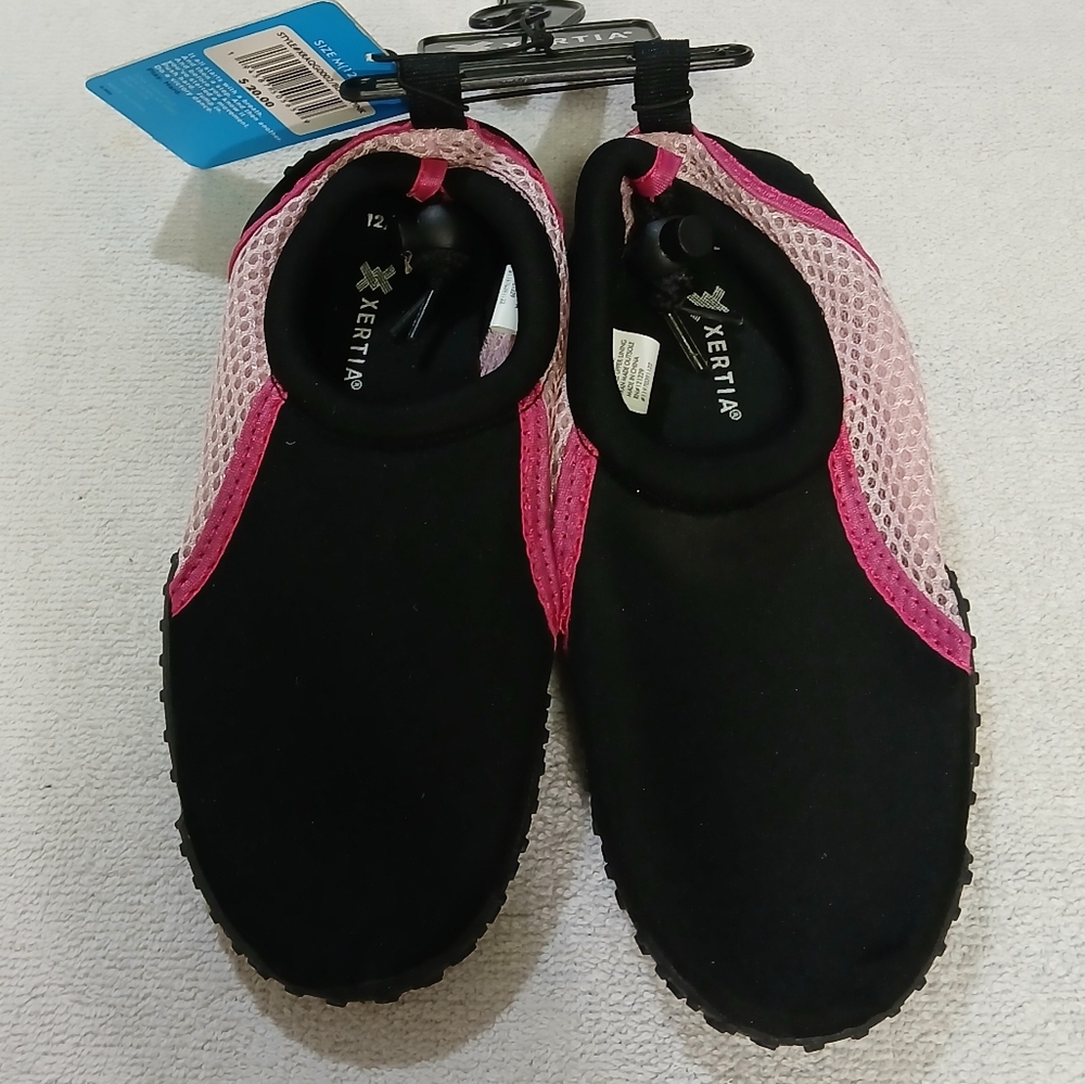 Black and Pink Water Shoes with Sporty Design